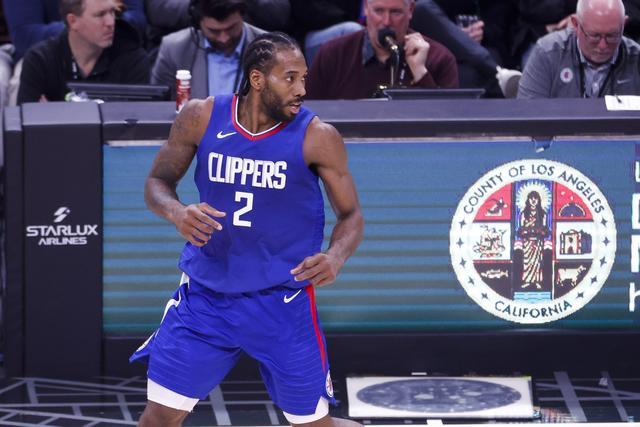 全能表现！卡斯尔18投8中砍下19分并贡献8助攻